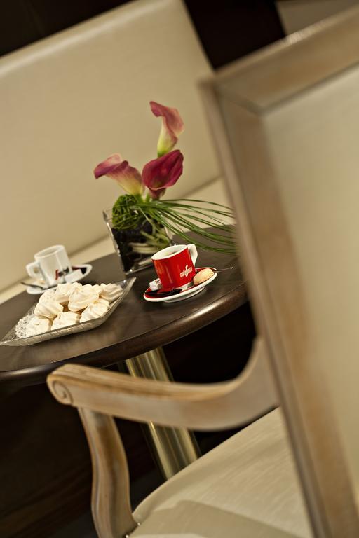 Logis Cottage Hotel Vandoeuvre-lès-Nancy Eksteriør bilde